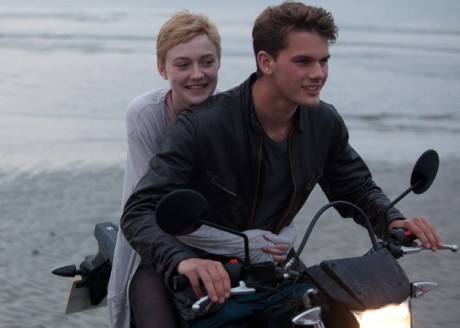 now is good 460x328 [Trailer] Now is good